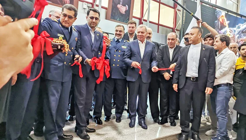 На Кише проходит авиакосмический салон Iran AirShow 2024